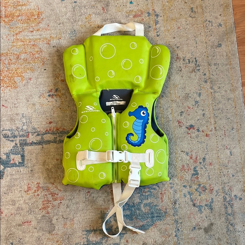 Stearns Infant Green Life Vest